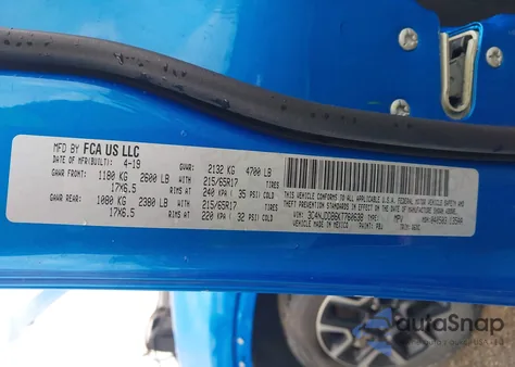 2019 Jeep Compass Trailhawk 4X4 from USA, damaged, VIN 3C4NJDDB6KT760638